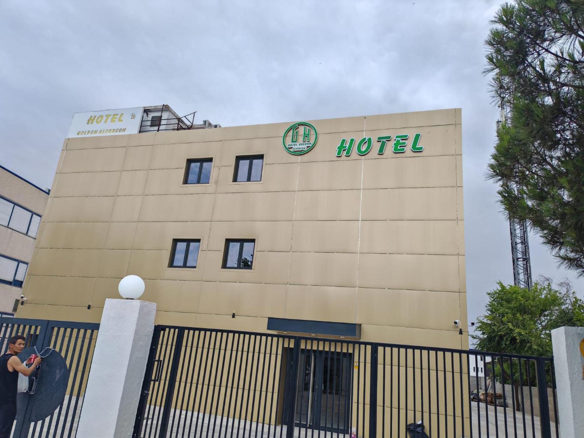 Hotel Golden Alcorcón Kültér fotó