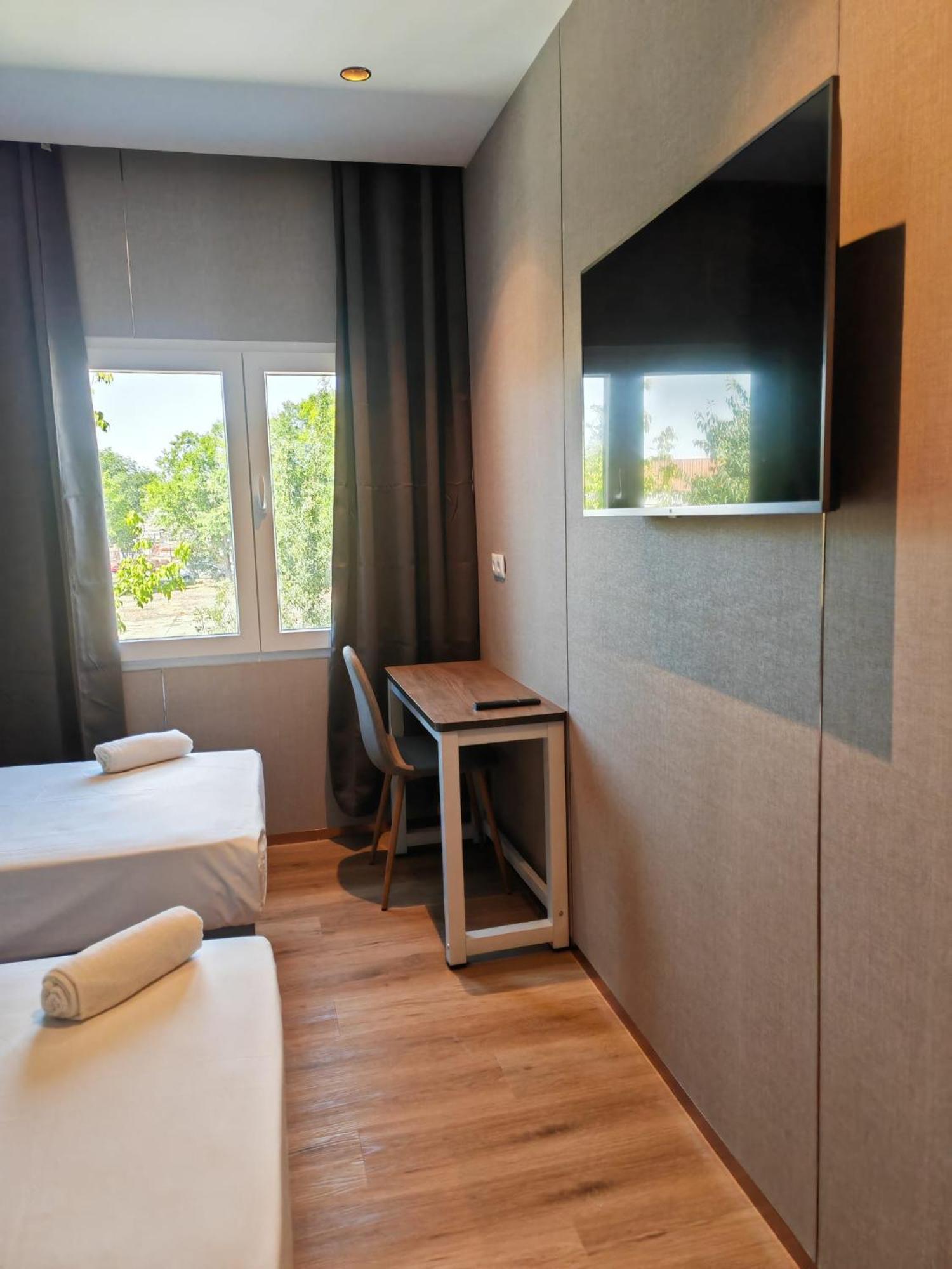 Hotel Golden Alcorcón Kültér fotó